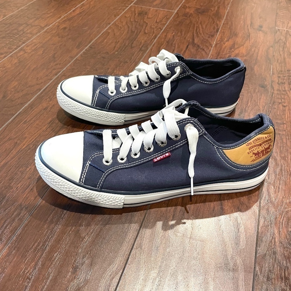 Levi's Strauss Men's Navy Blue Shoes
